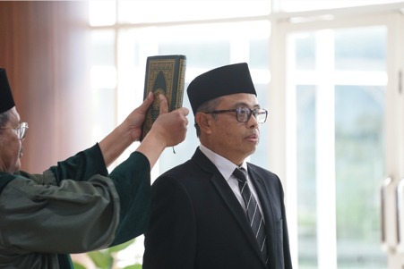 http://lkpp.go.id./Lantik Sekretaris Utama, Kepala LKPP Tingkatkan Pelayanan Publik